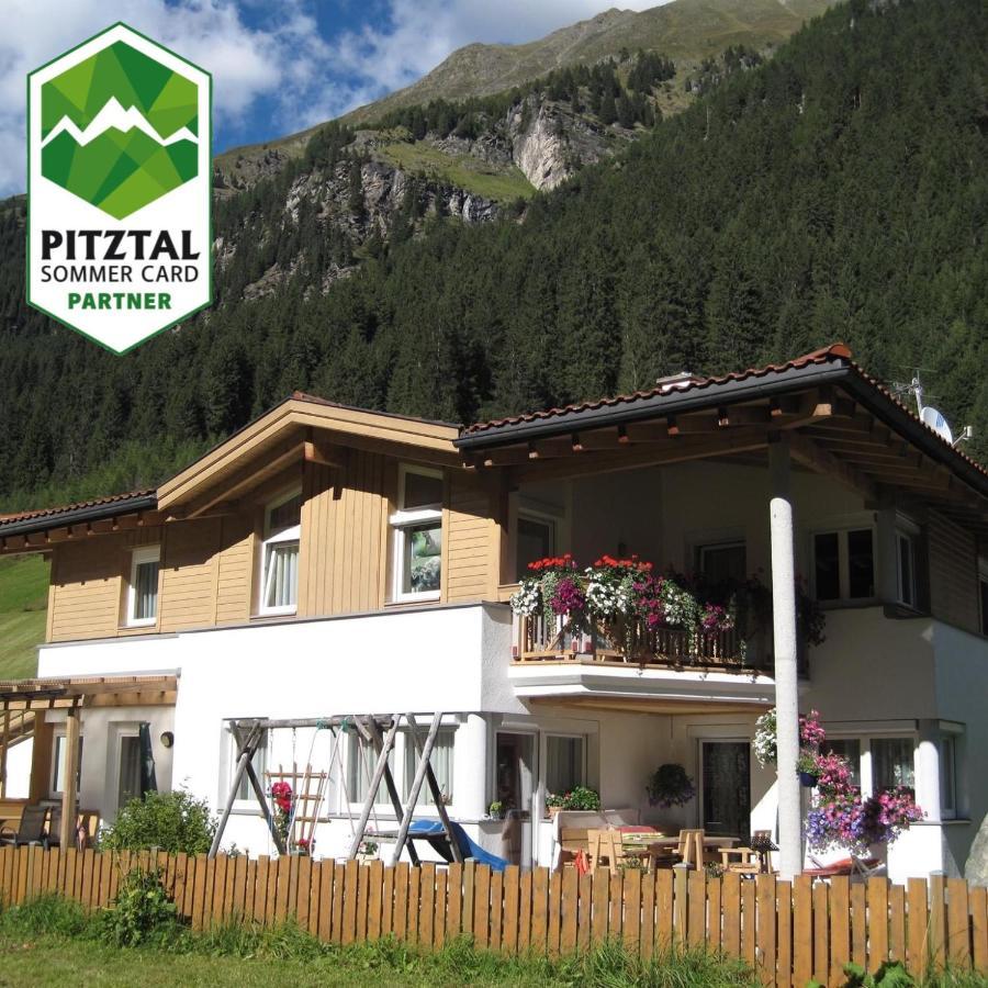 Alpina Appartement Sankt Leonhard im Pitztal Exterior photo